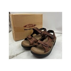 MBT Kisumu Walking Sandals Mens Sz 11 Brown Leather Rocker Bottom Athletic